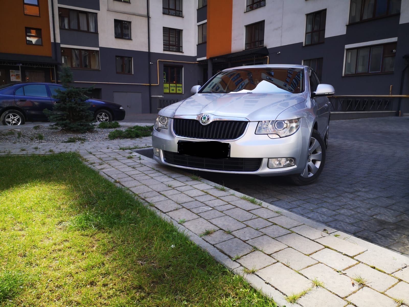 Skoda superb 2010 року