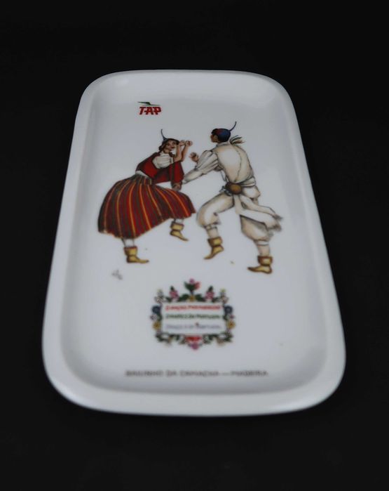 Cinzeiro de praia Vista Alegre - Bailinho da Madeira