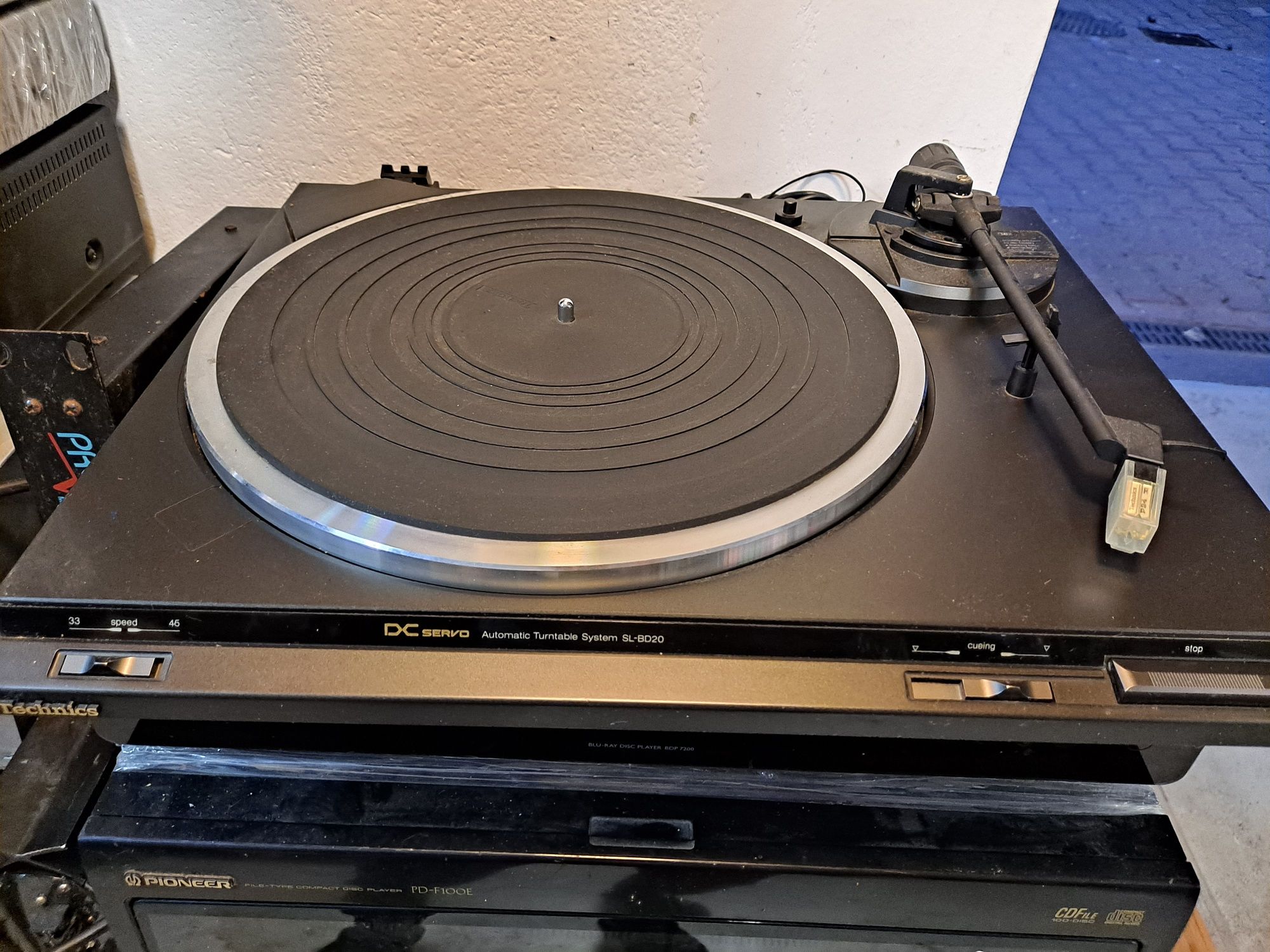 Lenco L 75 gramofon