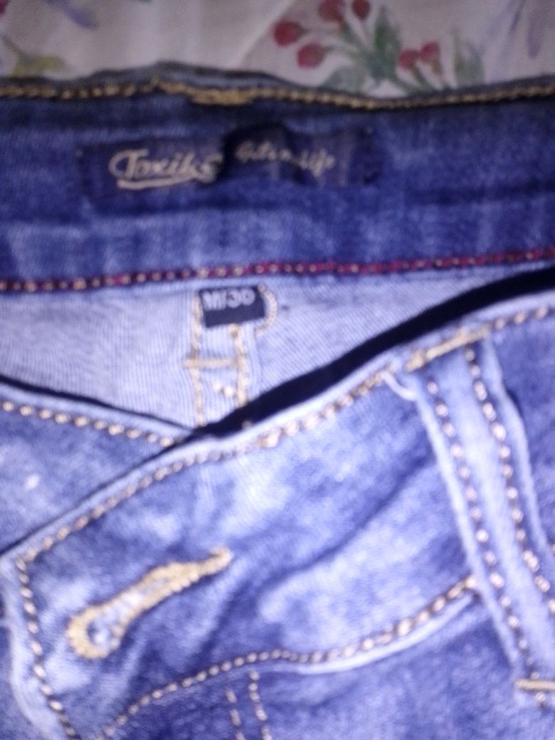 Jeans de ganga elástica azul escura