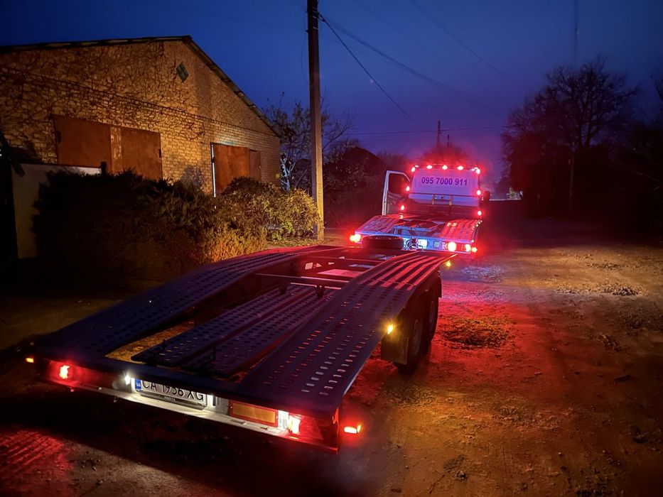 Евакуатор цілодобово. Послуги евакуатора. Эвакуатор 24/7. Лафет 24/7