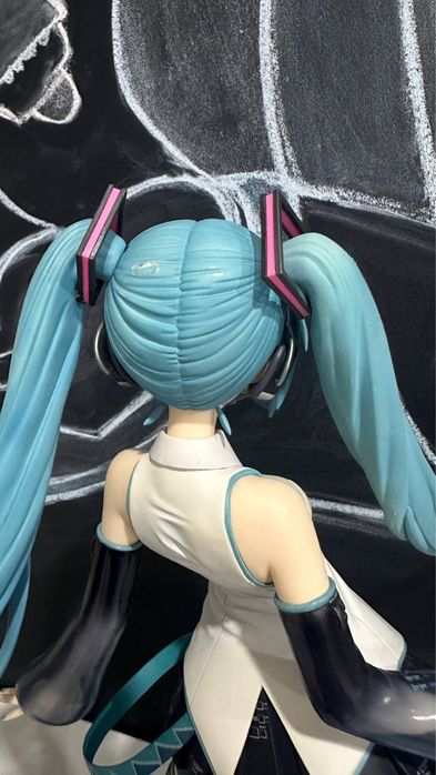 Аніме фігурка хатсуне міку скейл 1/4 50 см