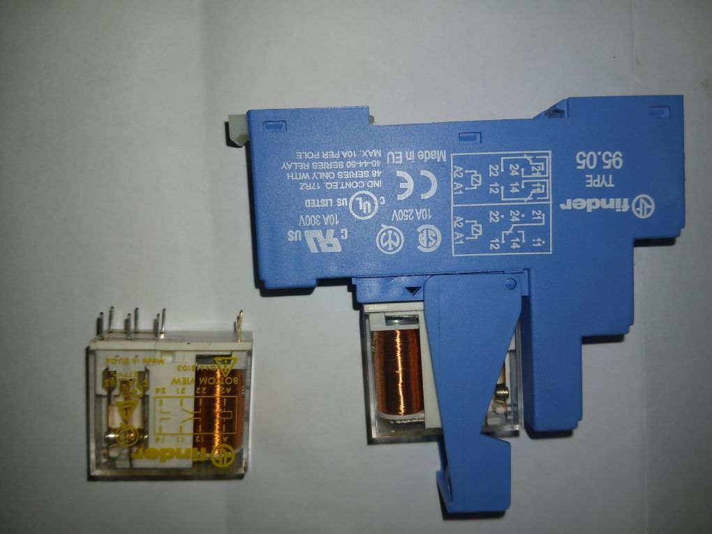 Przekaźnik miniaturowy finder