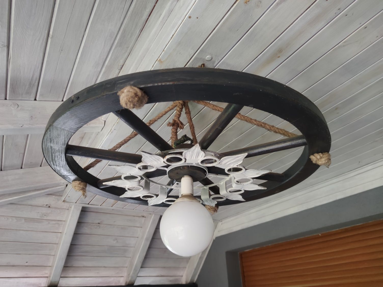 Lampa sufitowa ogrodowa