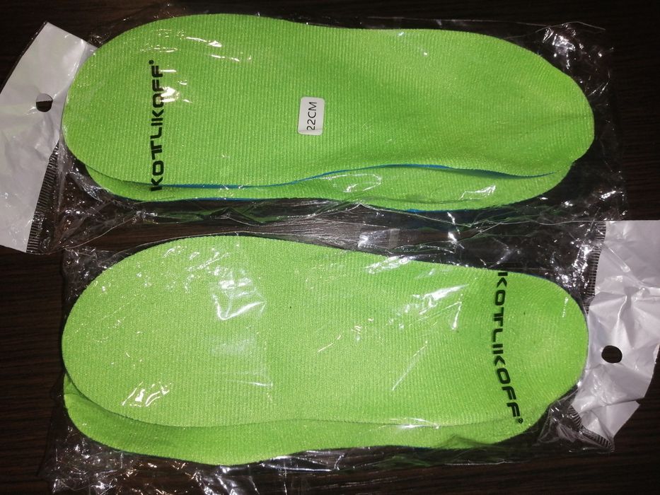 Устілки ортопедичні, стельки.