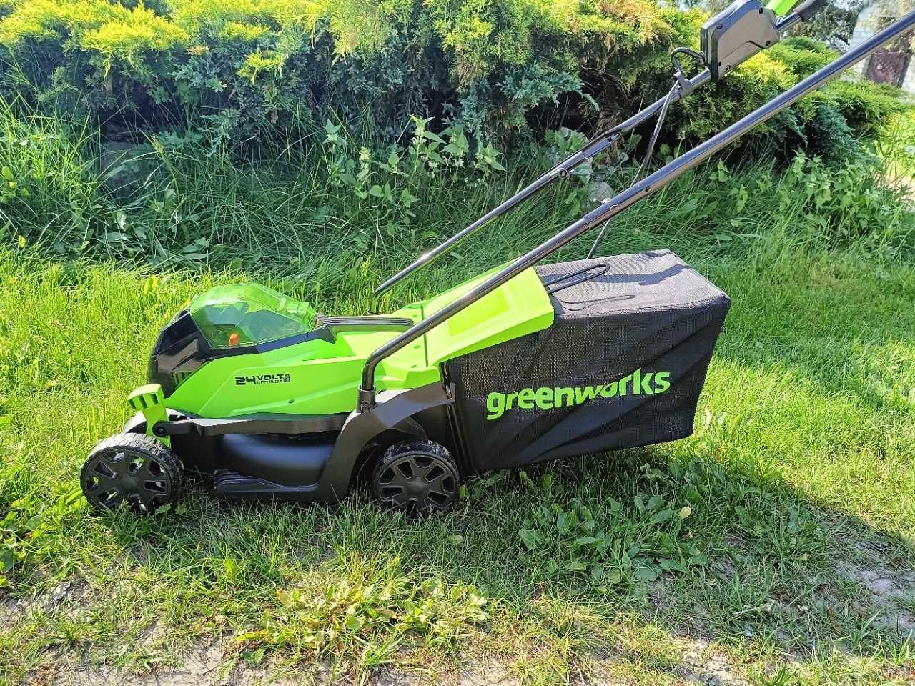 Greenworks Kosiarka Akumulatorowa 33 cm 24V Stan IDEALNY