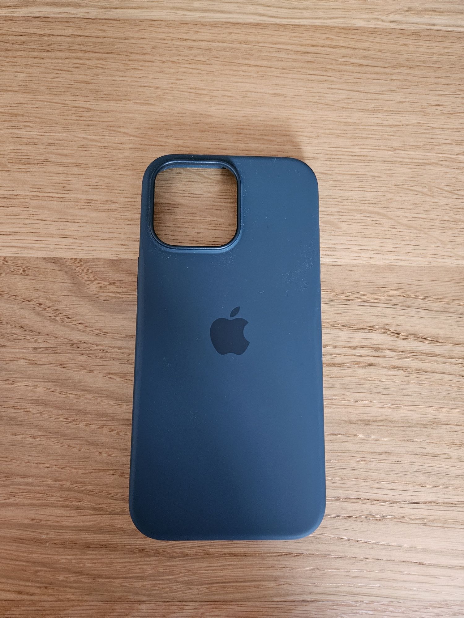 Apple Silicon Case iPhone 16 Pro Max oryginał zielony