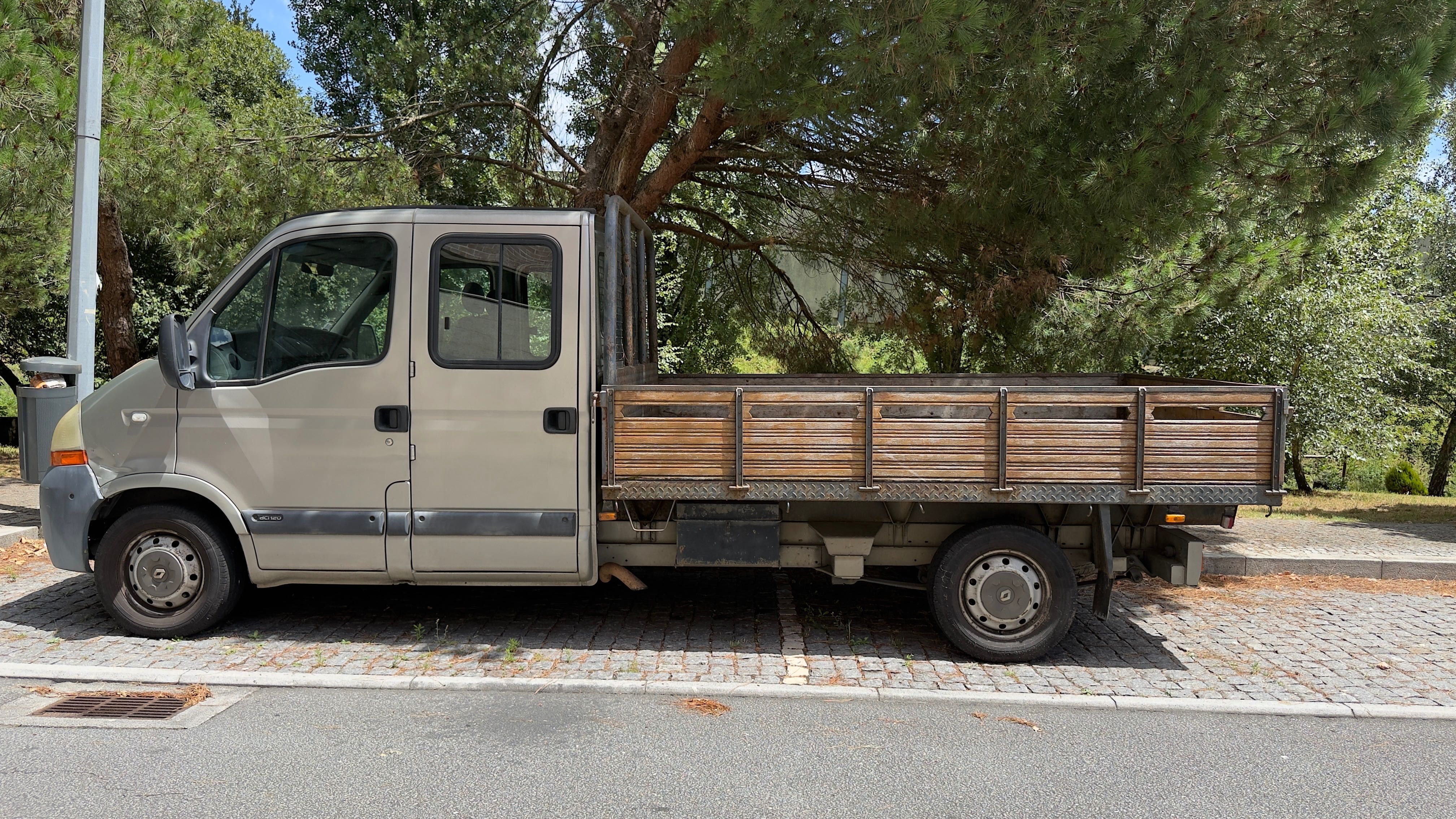 carrinha  Renault Master  7 Lugares cabide dupla caixa aberta
