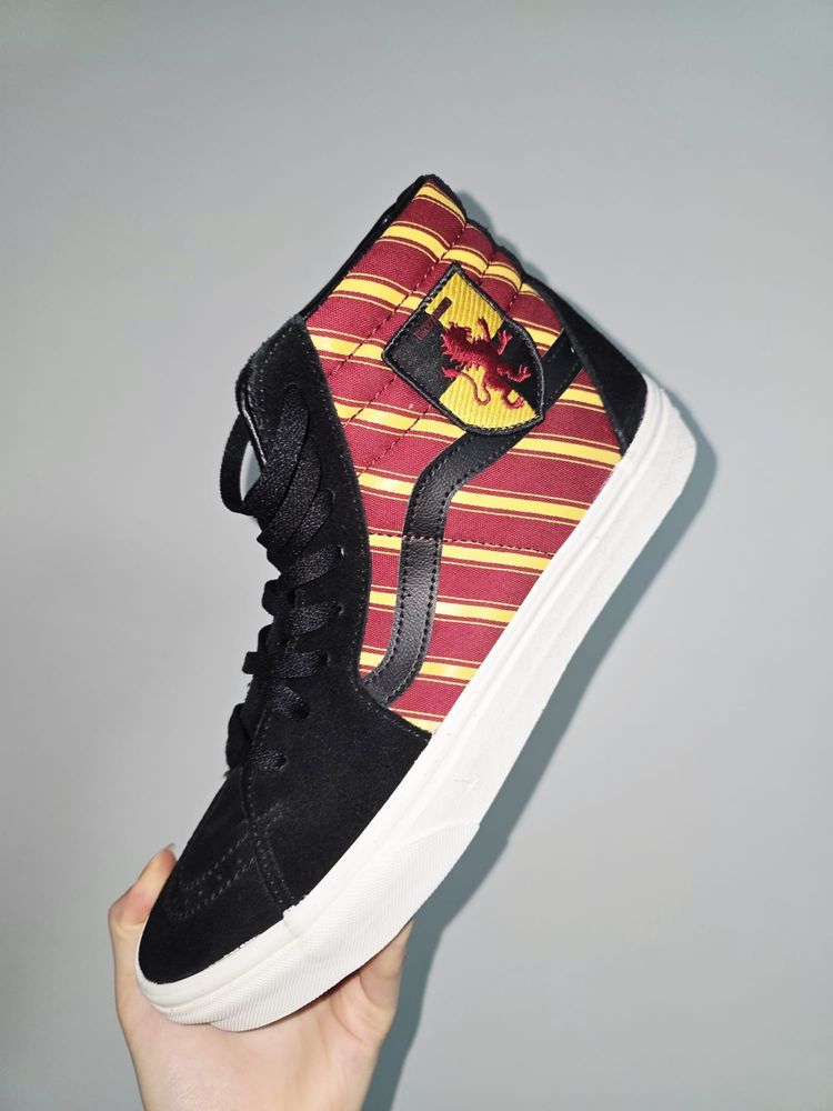 VANS x Harry Potter Gryffindor Sk8-Hi