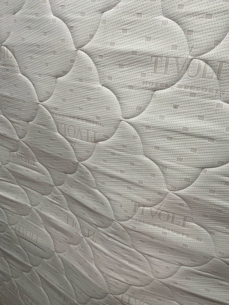 Colchão de casal Molaflex (1,75x2,00)