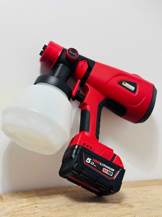 Pistolet natryskowy NA BUDOWE do zwilżania betonu na aku milwaukee