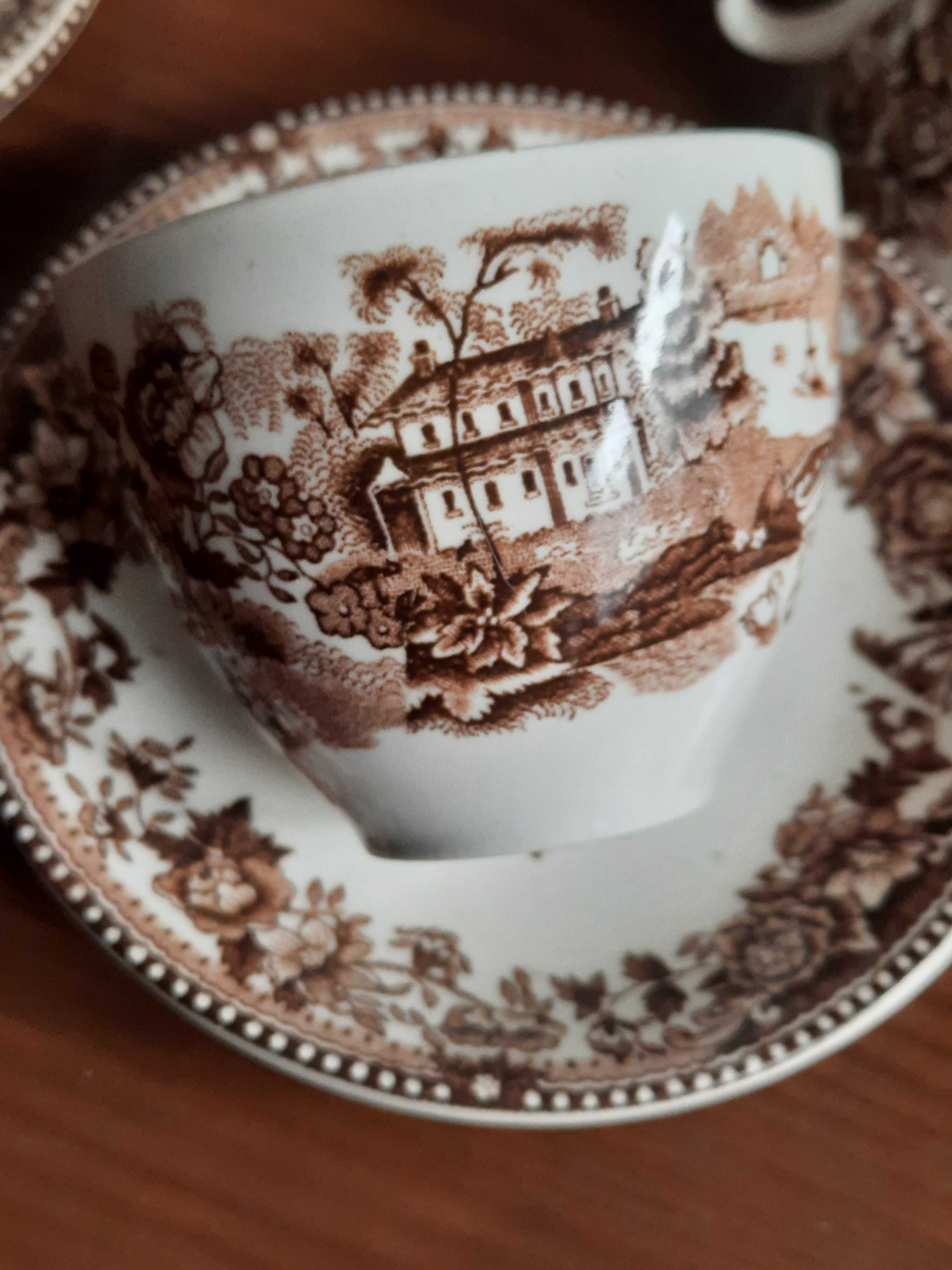 Vendo serviço de café antigo estilo Inglês
