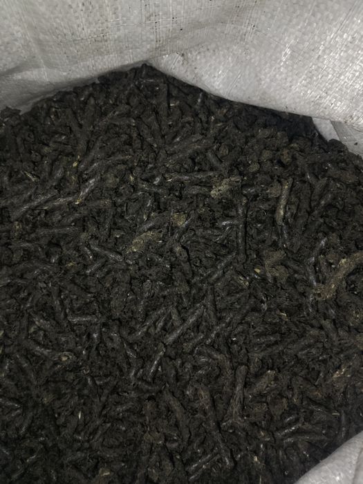 Продам макуху соняшникову