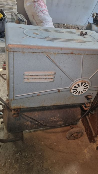 Компресор ук- 1м с ресивером рабочий торг