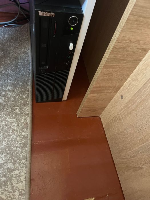 Продам комплект системный блок и монитор