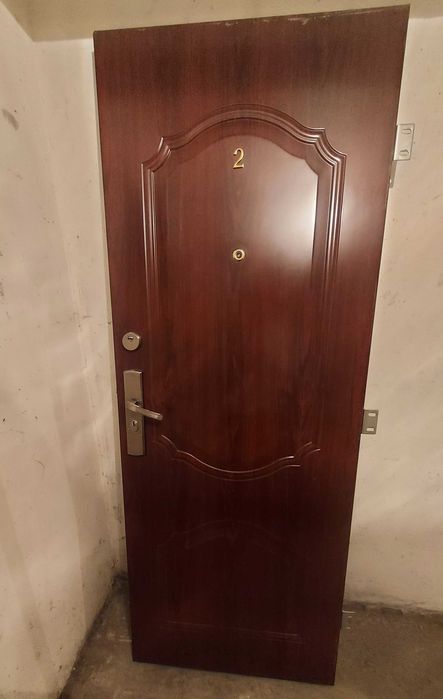 Solidne drzwi wewnętrzne do mieszkania