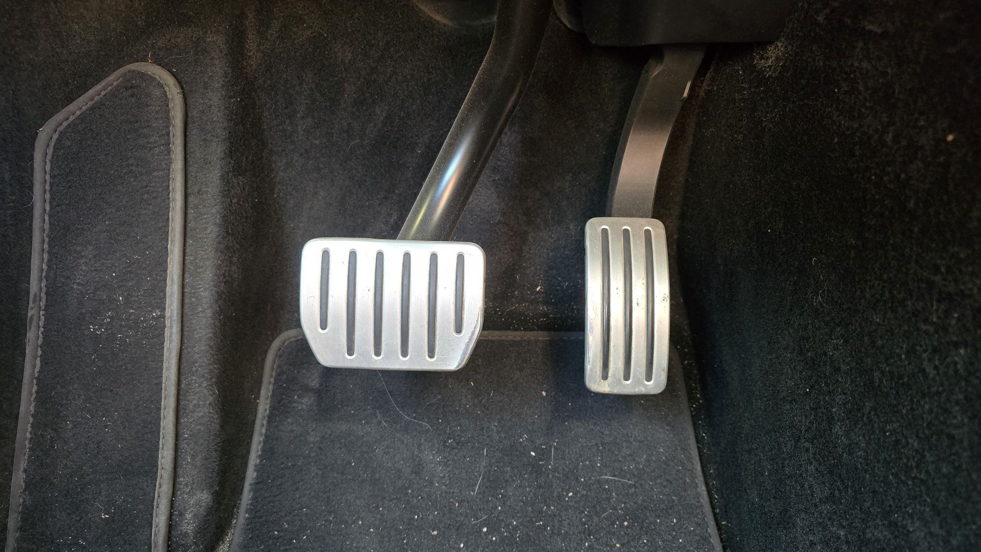 Tesla Model Y Performance – 2023 – Nacional – IVA dedutível