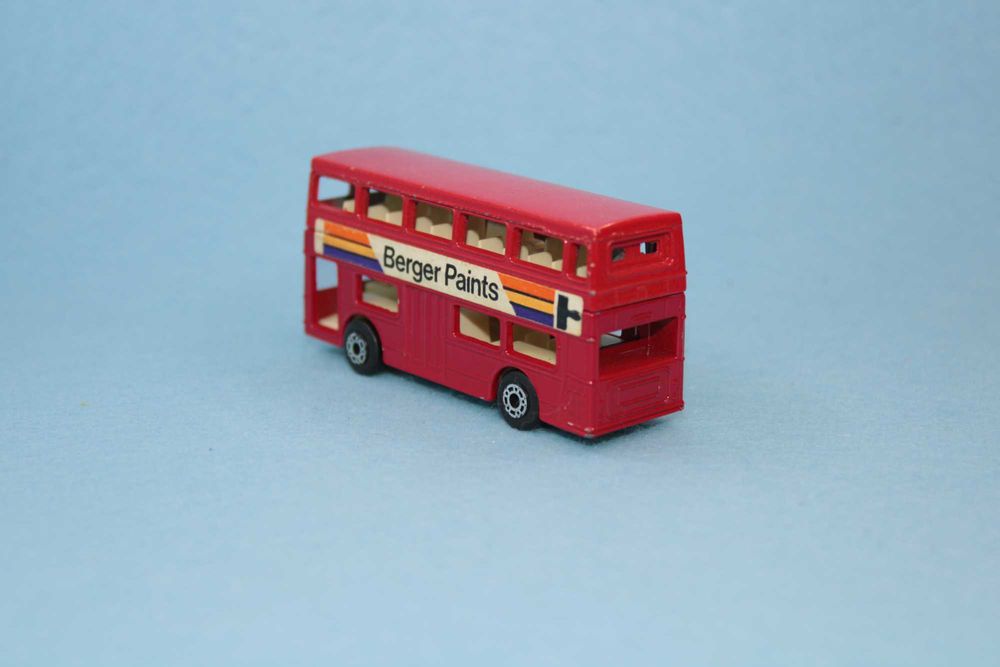 Miniatura antiga Matchbox Superfast Autocarro