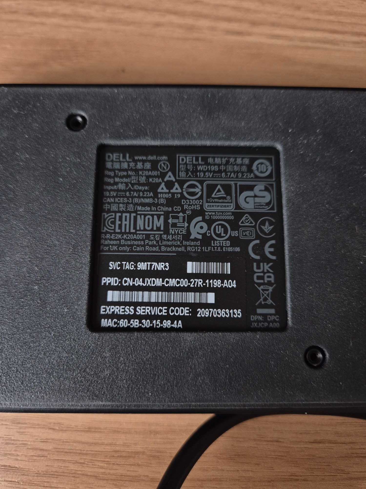 Stacja dokująca dell do laptopa komputera k20A001 wd19s
