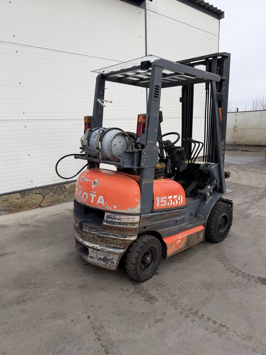 Toyota 42-6FGF15 wózek widłowy