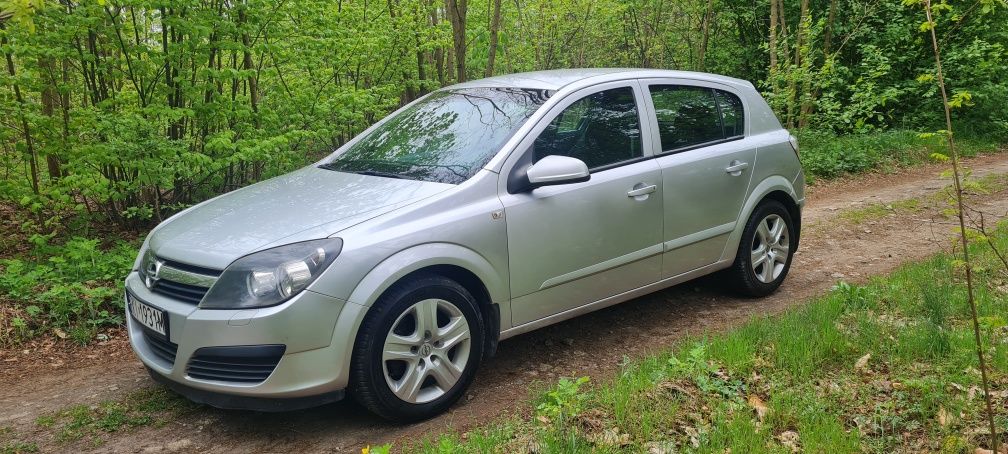 Opel Astra H 1.7 cdti 2006 r 101 km