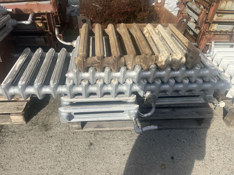 Продам батареї Чугуна