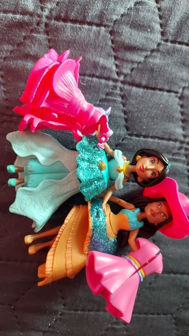 Lalki clik princesses, księżniczki Disney Jasmina i Pocahontas