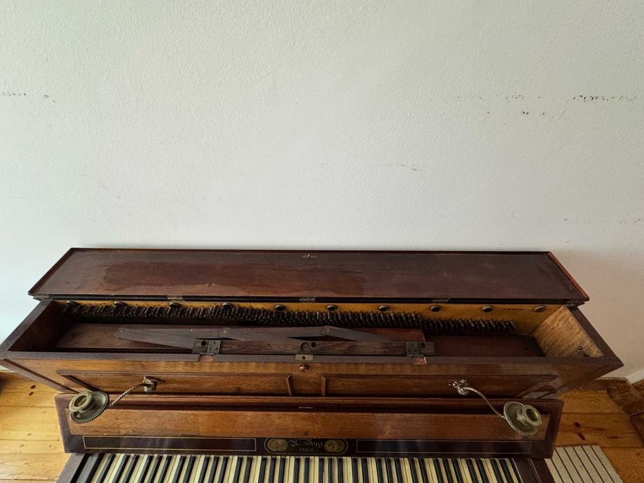 Piano Vertical H.Bord