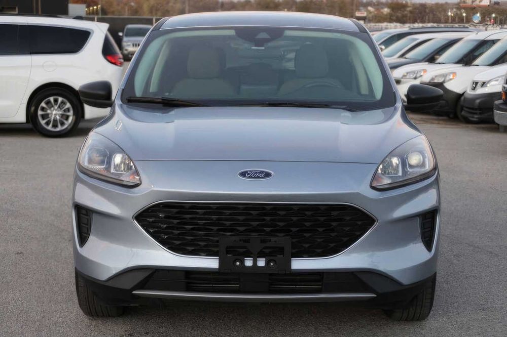Ford Escape SE      2022