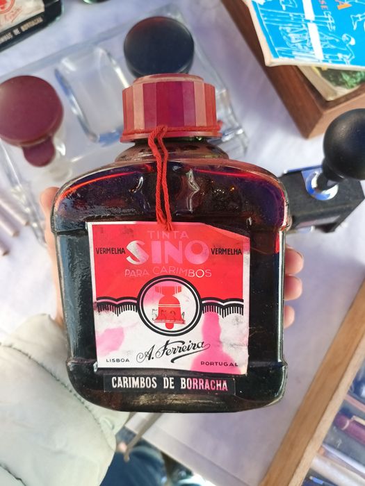 Tinteiro Sino tinta vermelha violeta