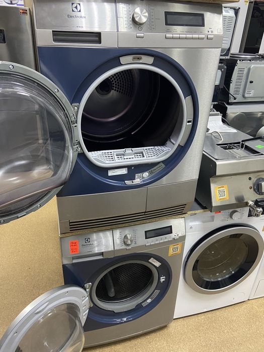 Комплект 1 + 1 пральна та сушильна машини Electrolux