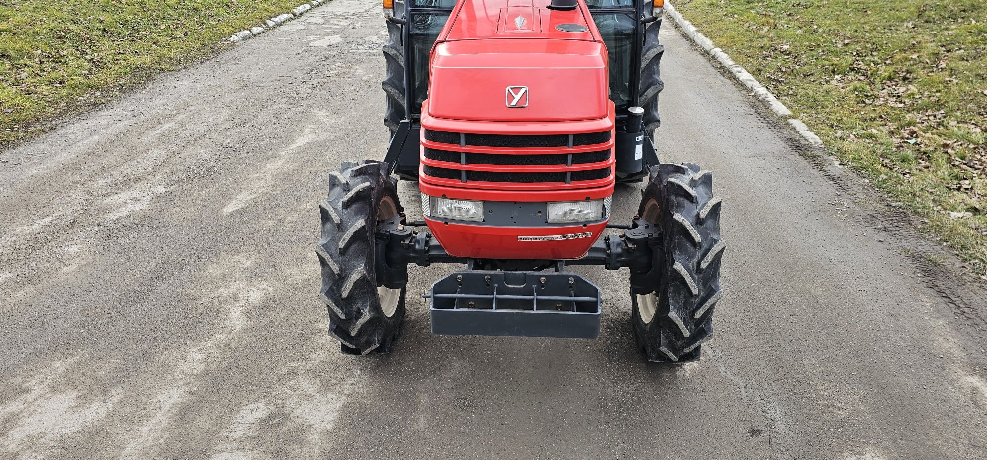Японський Трактор мінітрактор Japan Yanmar AF520