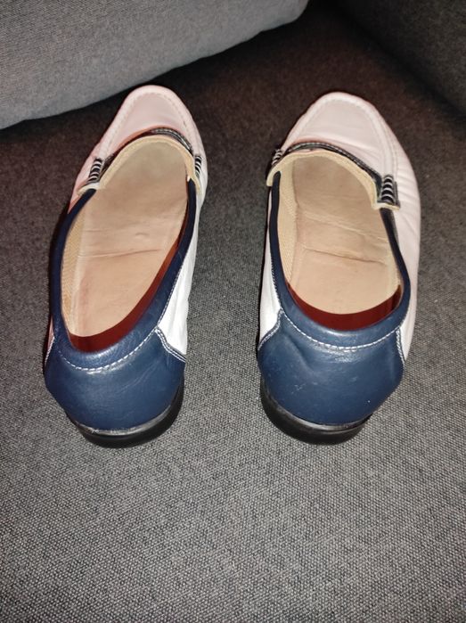 455. Mokasyny skórzane Pavacini r. 39