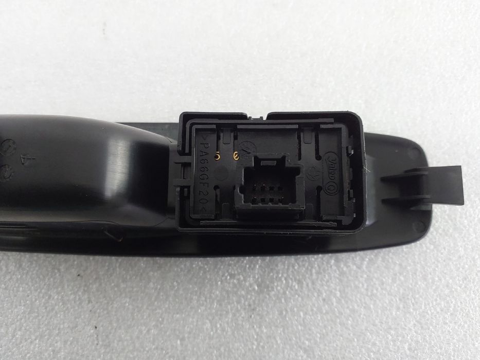 Comando / botão / interruptor vidros trás esquerdo RENAULT Megane IV (