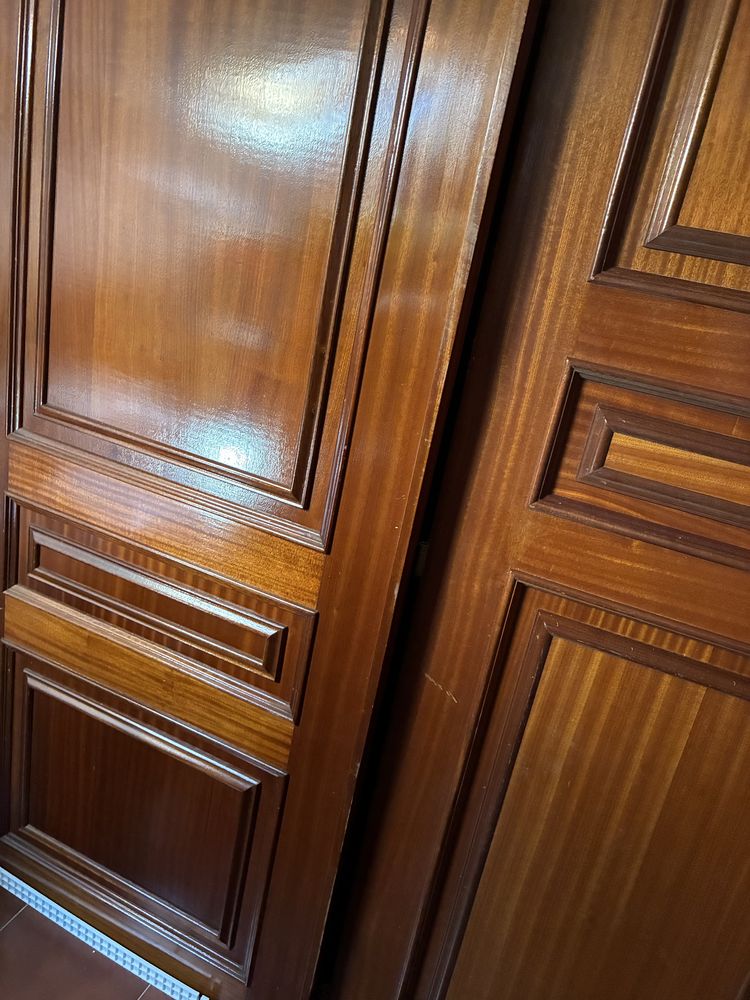 Portas de madeira interior