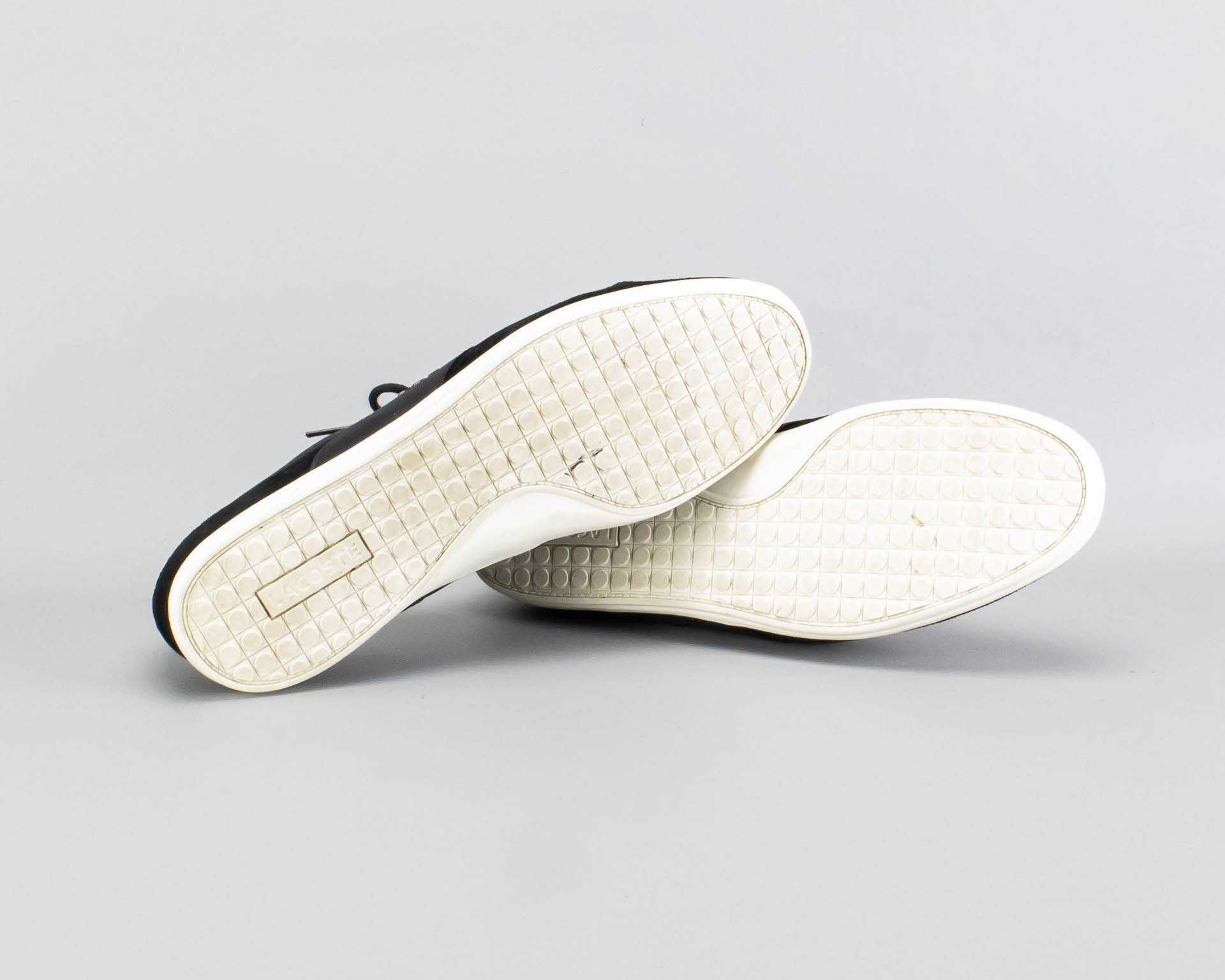 Стильные кроссовки Lacoste.43 размер