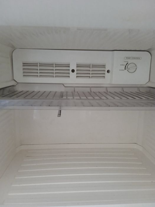 Холодильник SAMSUNG