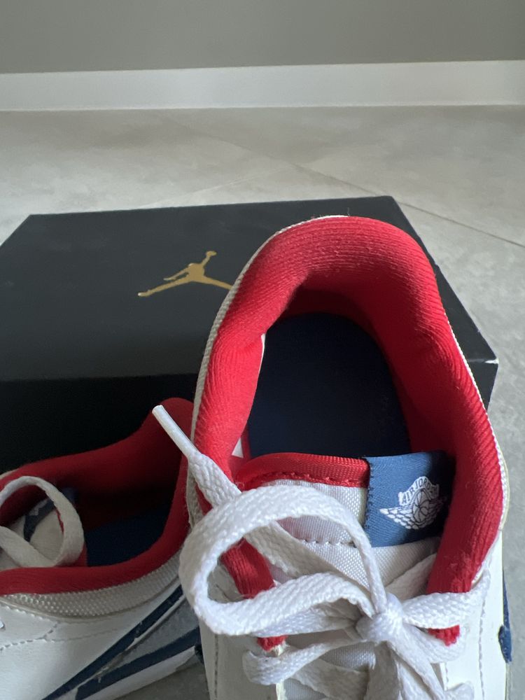 Взуття дитяче кросівки Nike Jordan