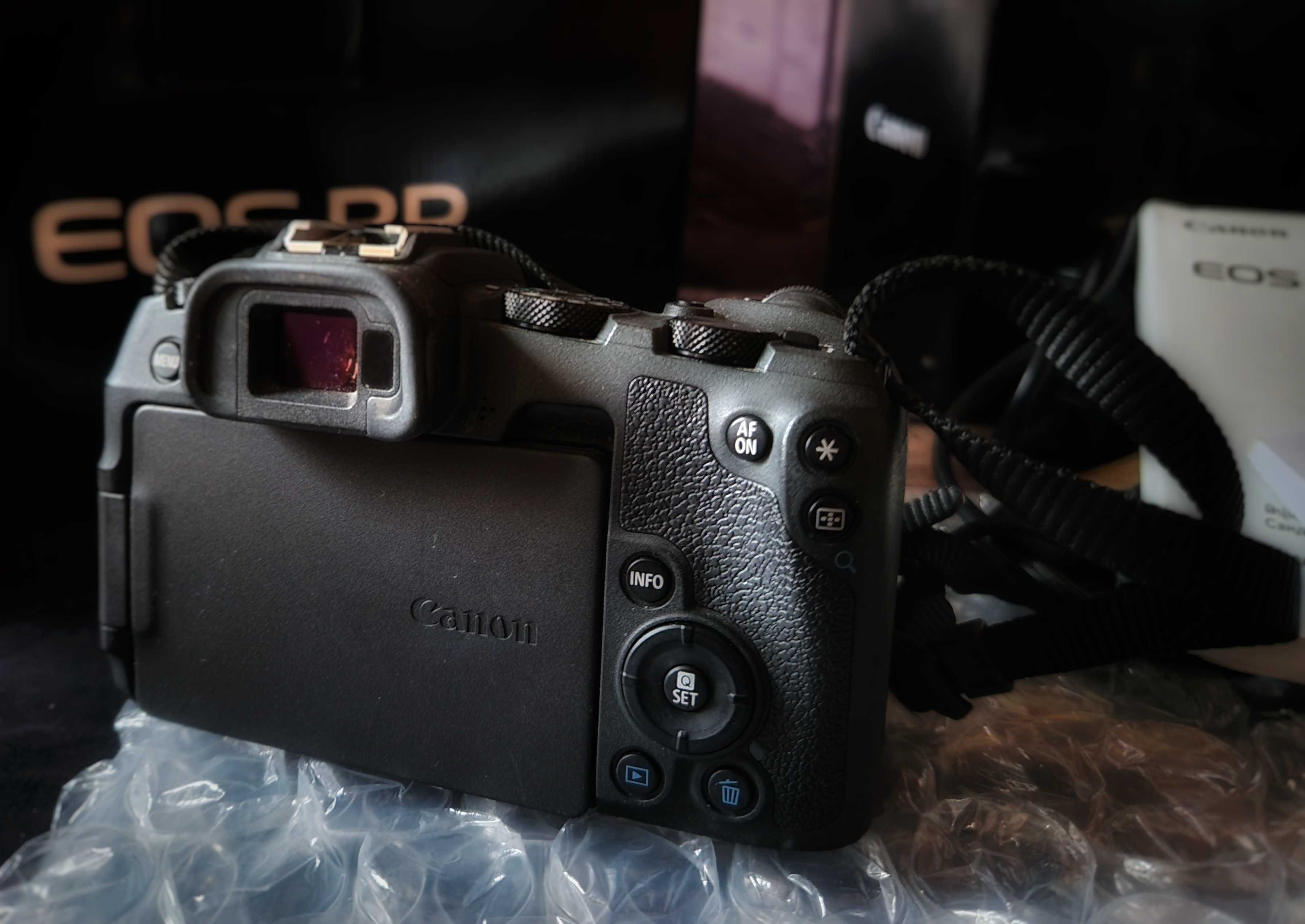 фотоапарат камера Canon RP body офіційний з коробкою та гарантія