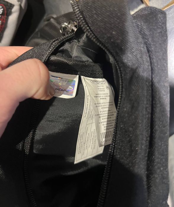 Сумка сумочка месенджер eastpak истпак істпак мессенджер бананка