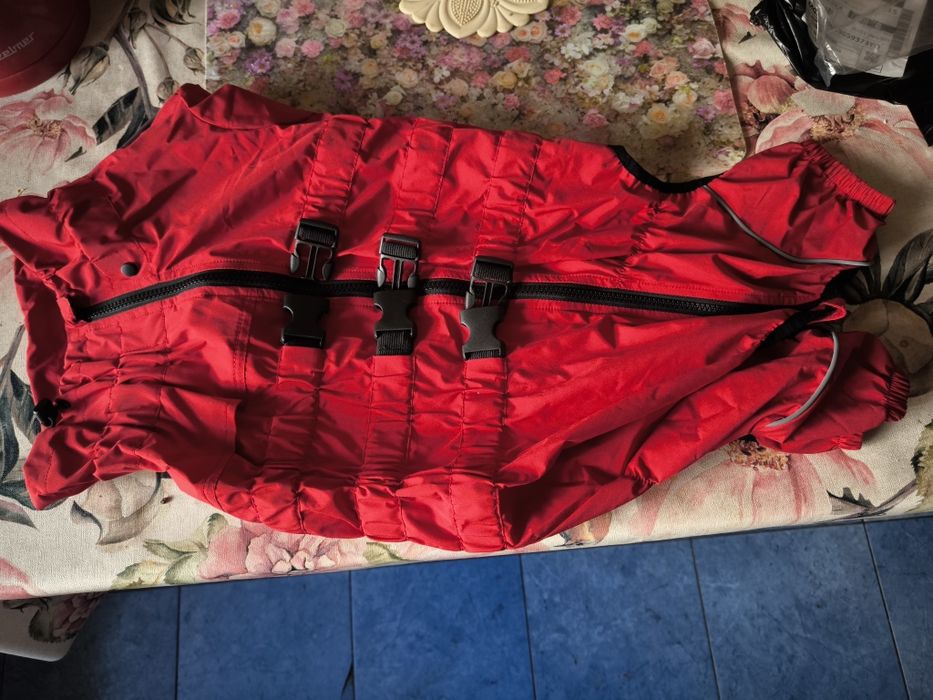 Дощовик, попона накидка водостійка ( червоний колір)