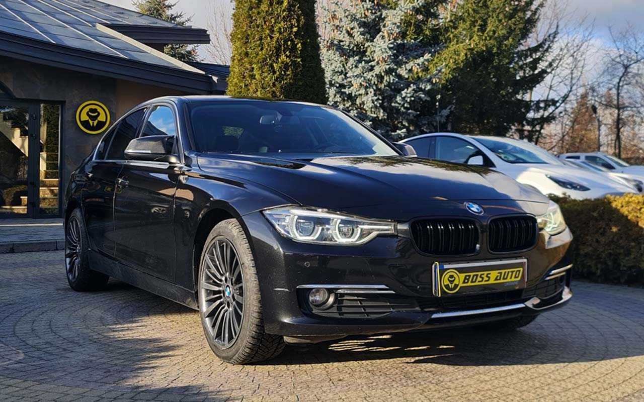 BMW 328 2013 року