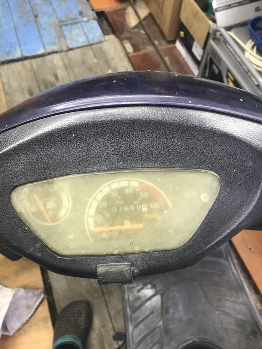 Продам  кануні.  Заводиться та йде добре