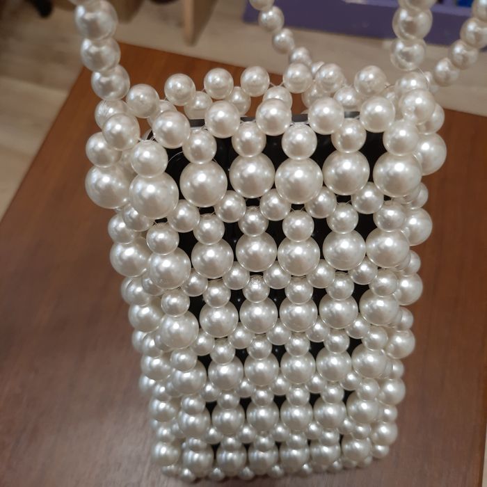 сумочка для телефону із перлин намистин