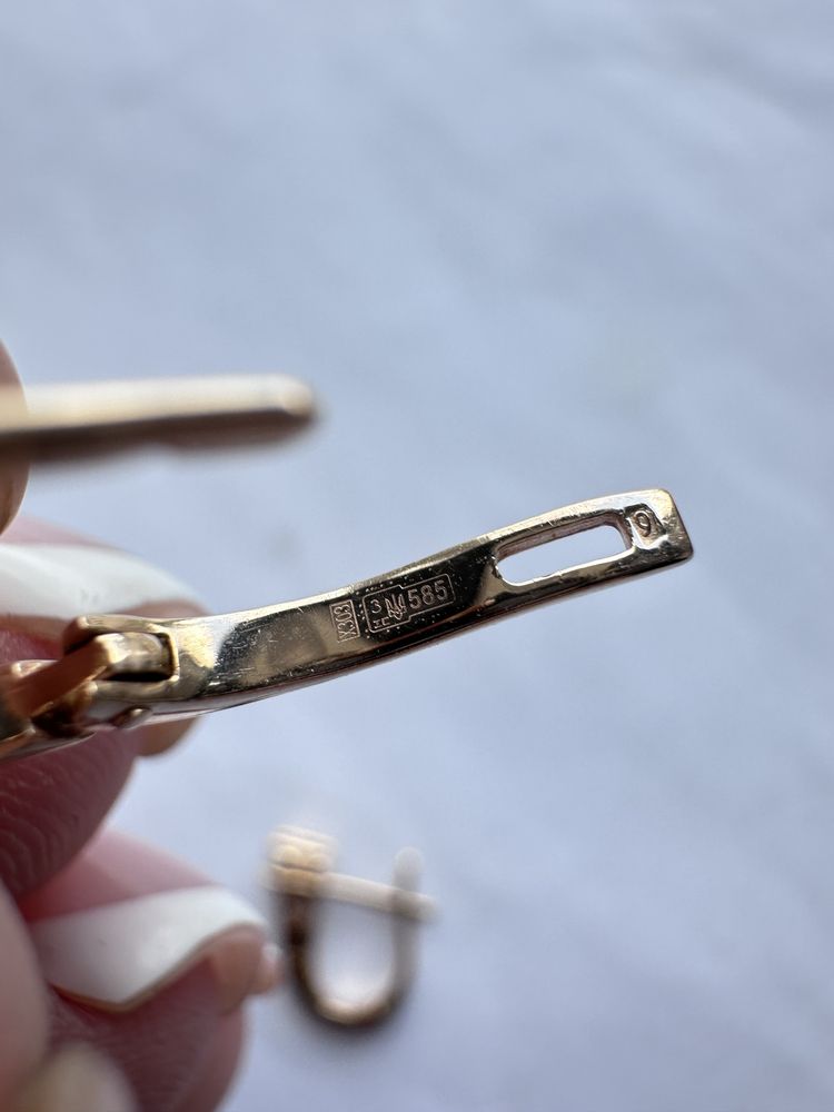 Серьги золотые 585, вес 2,42 грамм сережки