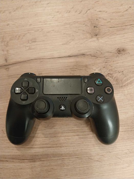 Pad sony ps4 oryginal nie laduje sie