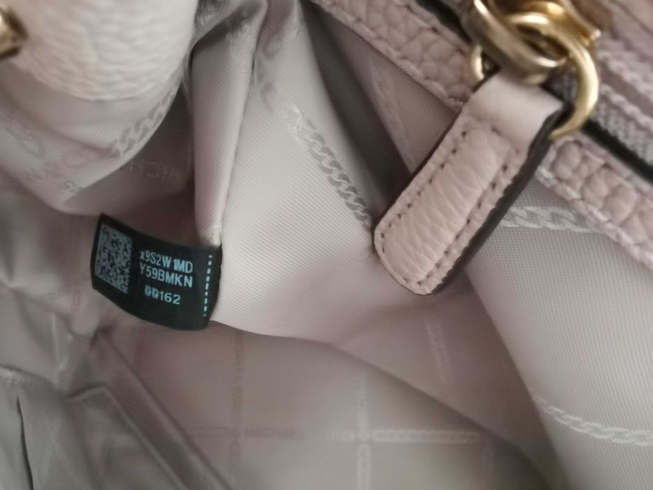 Mala Michael Kors