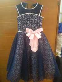 розове бальне плаття