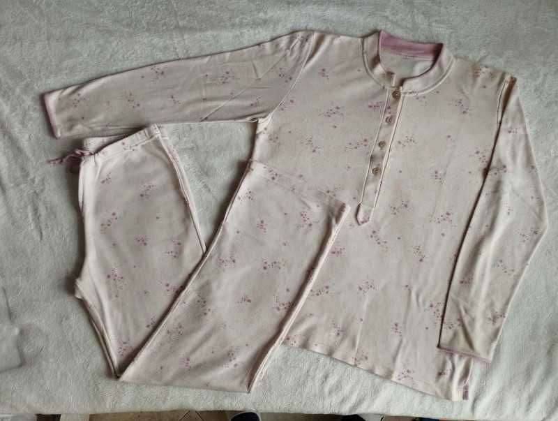 Conjunto de pijama rosa florido mulher