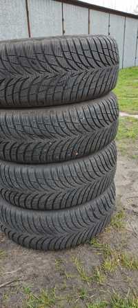 Opony zimowe z 2013r 5mm 205/55/16 Goodyear 7N8